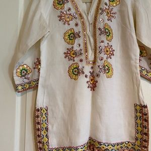 brand Indian off white embroidery Sparkle linen Tunic Top Kurta. M-36 - size 4/6